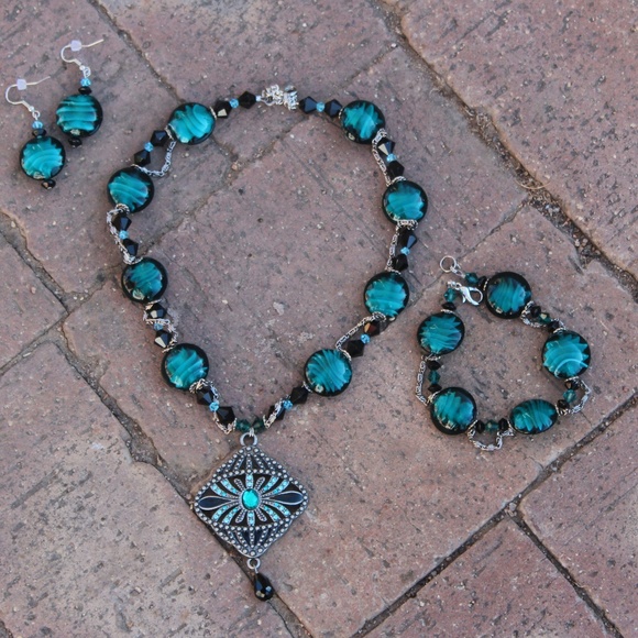 Hand Made Jewelry - Beautiful One Of A Kind Glass Necklace Set